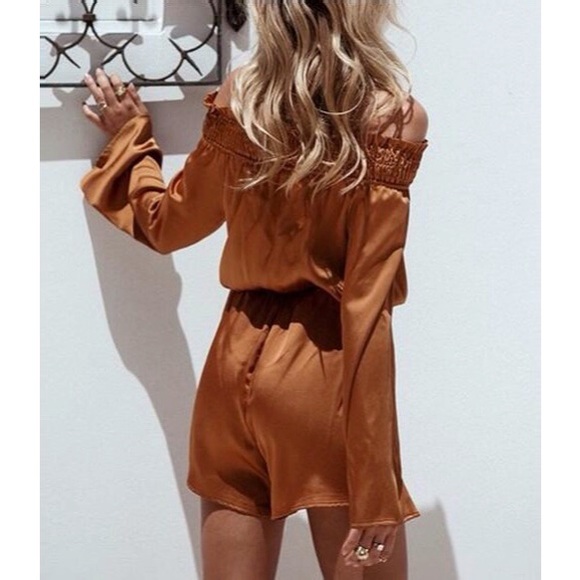 Sabo Skirt Bronze Gold Color Off Shoulder Romper - Picture 4 of 11